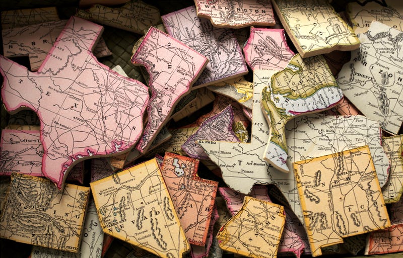 pieces of US themed jigsaw puzzle