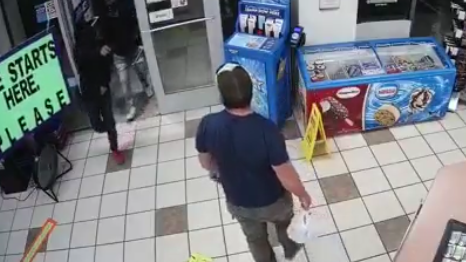 WATCH: Former U.S. Marine stops armed robber one handed