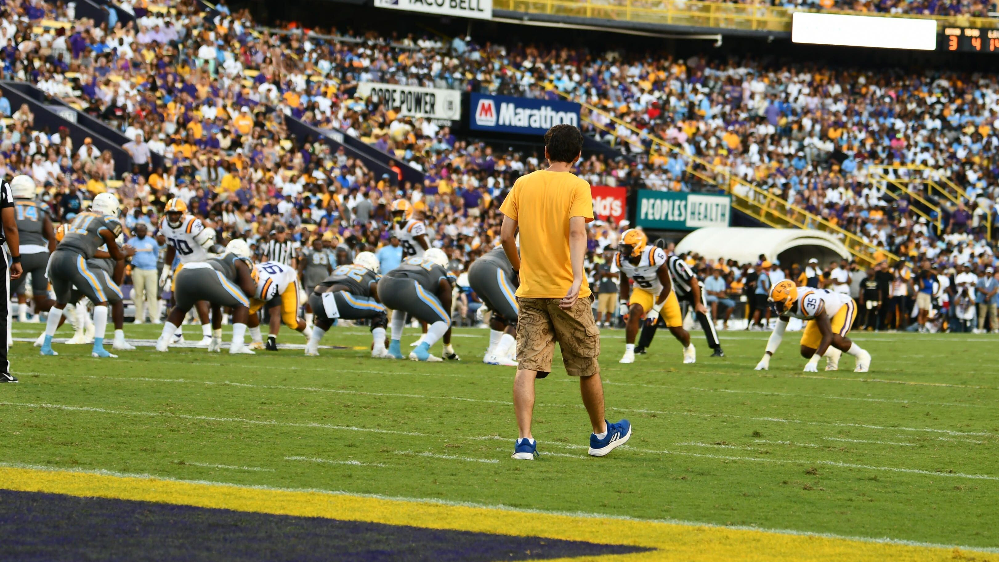 LSU student issued summons for casual Saturday mid-game stroll in Death Valley