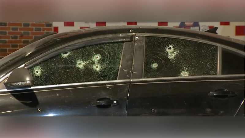 Shooter kills driver, wounds passenger inside car parked in West Philadelphia, police say