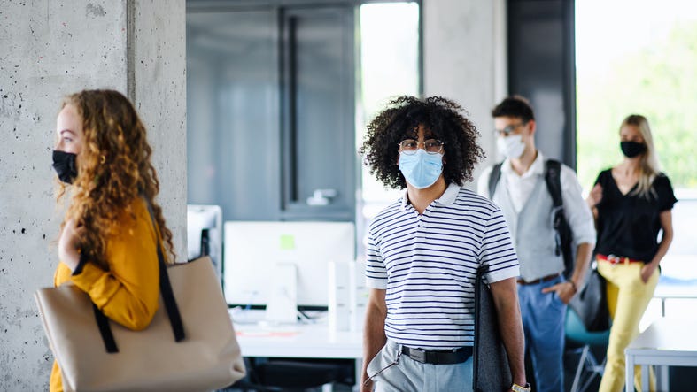 US surgeon general: Indoor mask mandates could return as COVID-19 rates climb