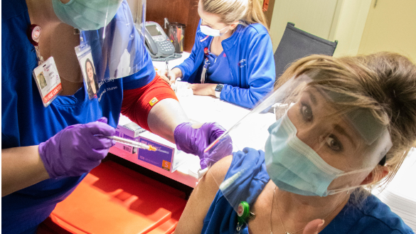 First employees at Medical City Healthcare receive COVID-19 vaccine