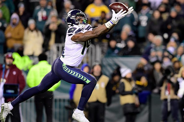 D.K. Metcalf hauls in a catch for the Seahawks. 