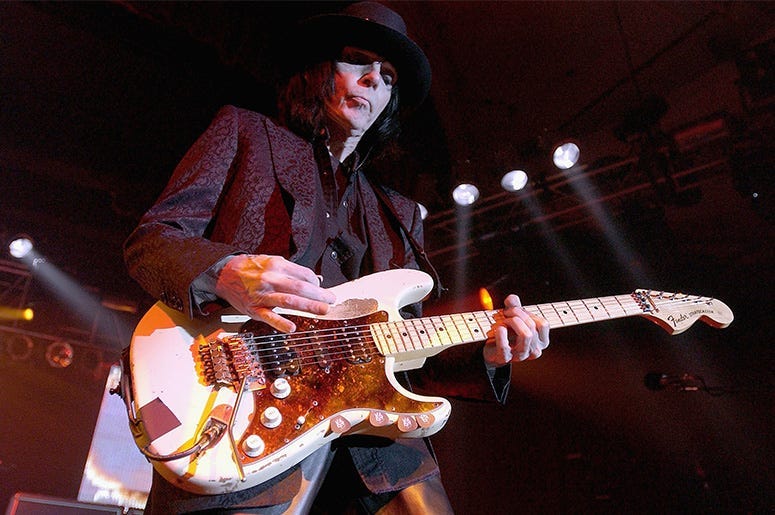 Mick Mars, Motley Crue, Classic Rock