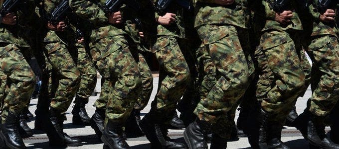 militares