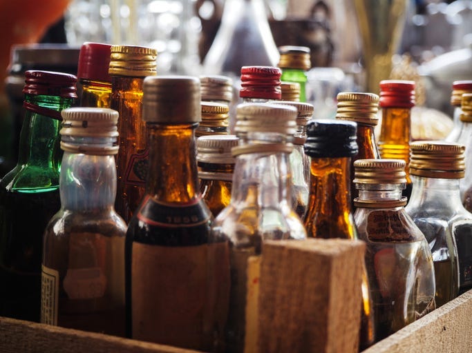 mini liquor bottles