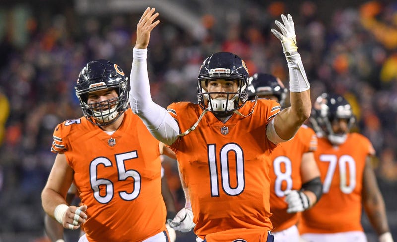 Bears quarterback Mitchell Trubisky (10)
