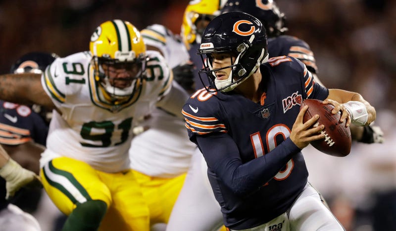 Bears quarterback Mitchell Trubisky (10)