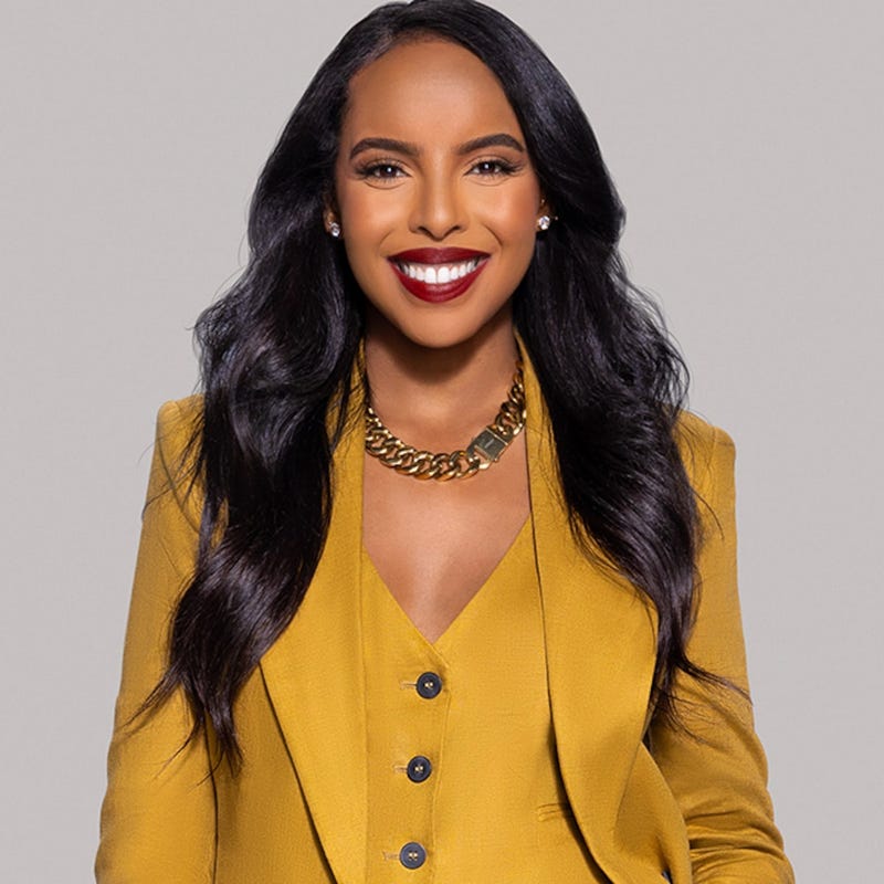 "Extra" senior correspondent and weekend co-host Mona Kosar Abdi