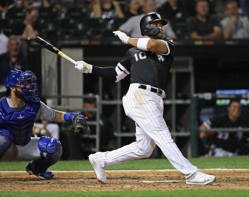 Yoan Moncada blasts a home run for the White Sox. 