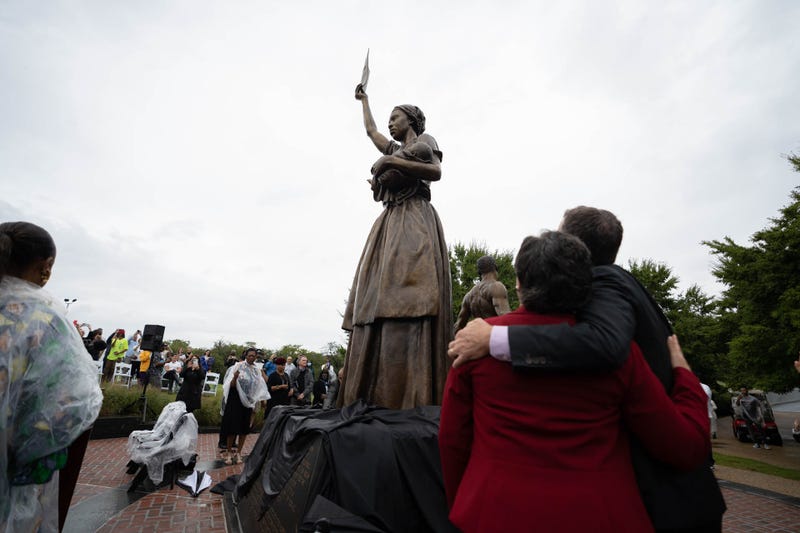 Emancipation and Freedom Monument, Brown's Island