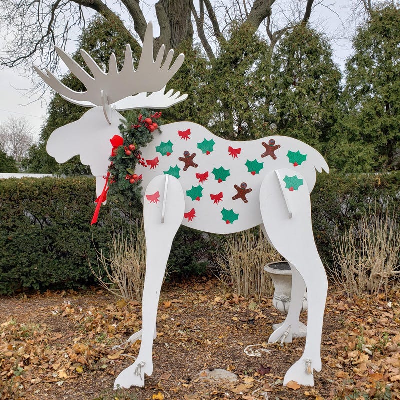 "Moose of Midland" decorated for Christmas