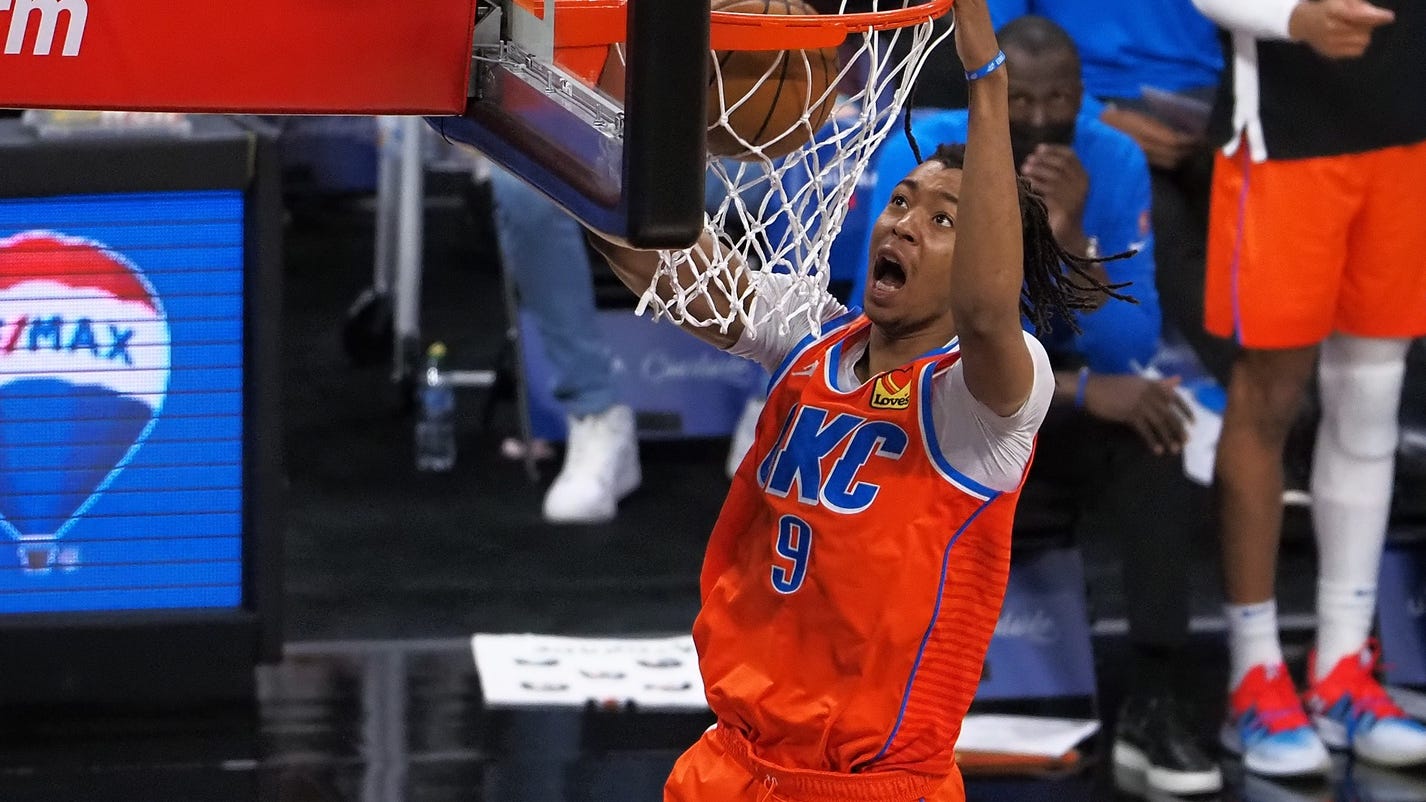 Mavs get Moses Brown from Celtics in Josh Richardson deal