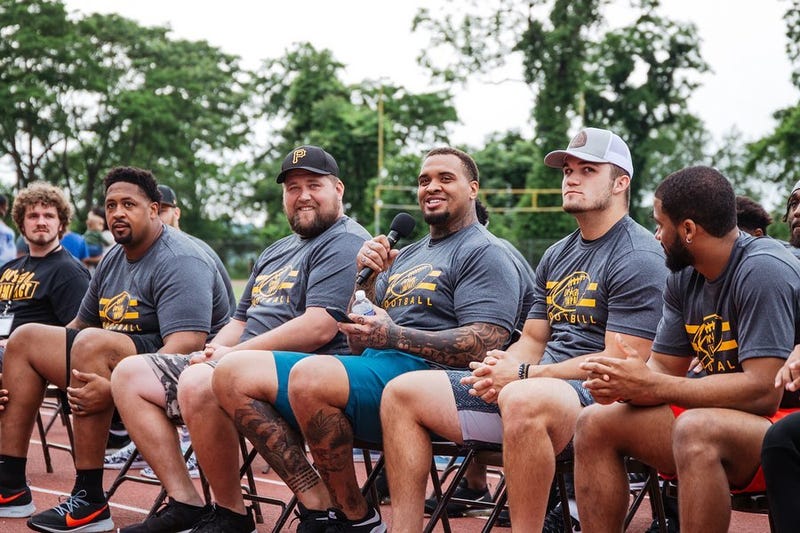 Pouncey with Foster, Finney, McDonald