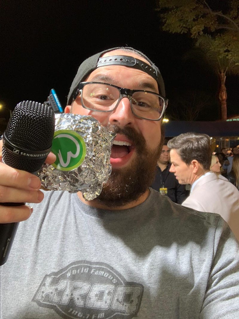 Mugs Wahlburger