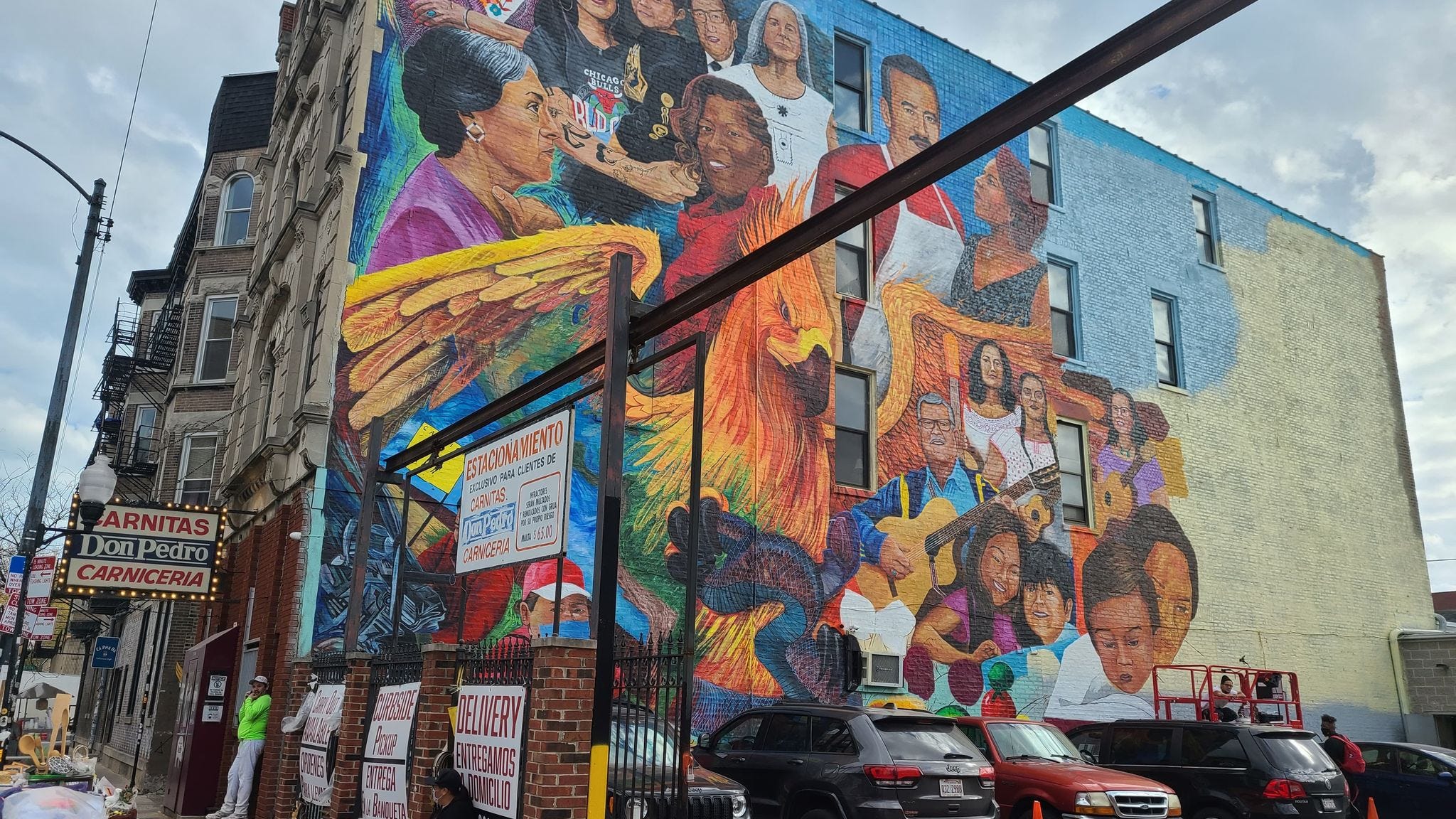 Pilsen mural represents 'hopes and dreams' of immigrants, artist says