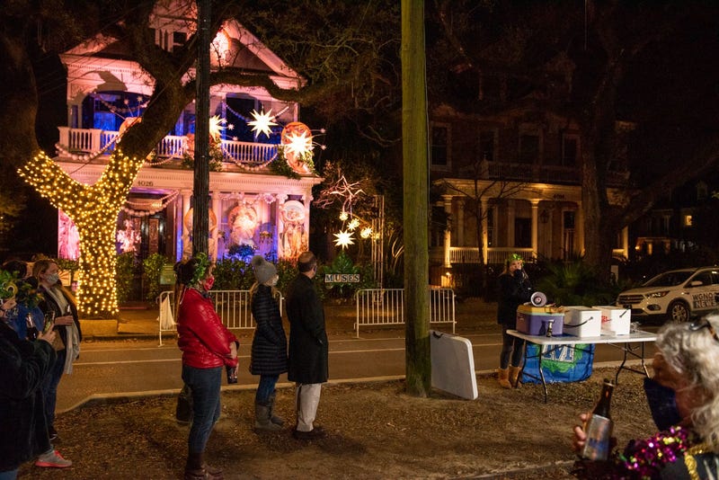 Muses House Float 