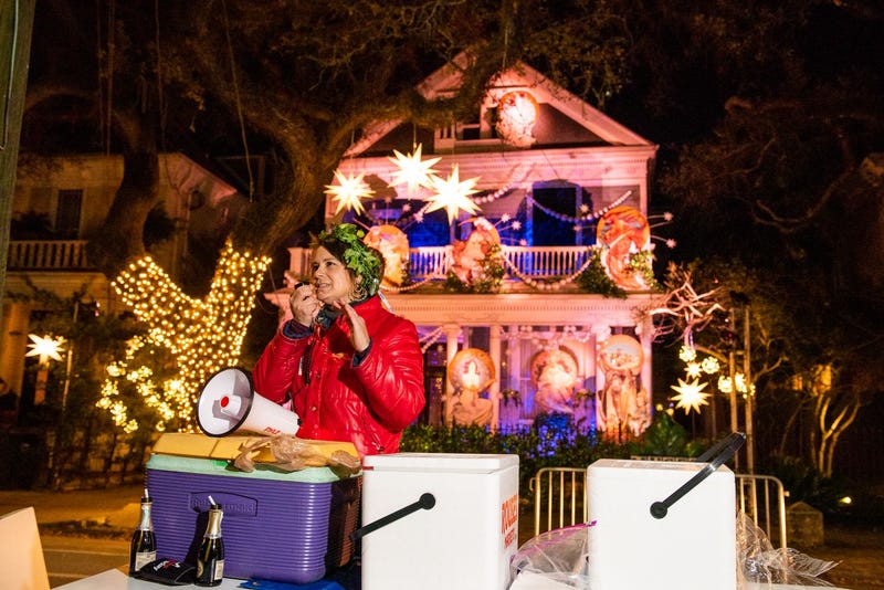 muses house float 