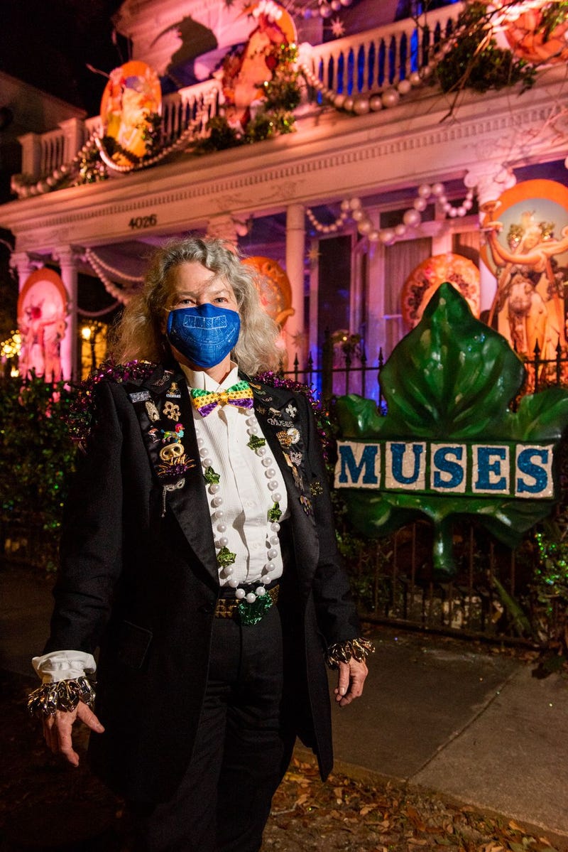 Muses House Float 