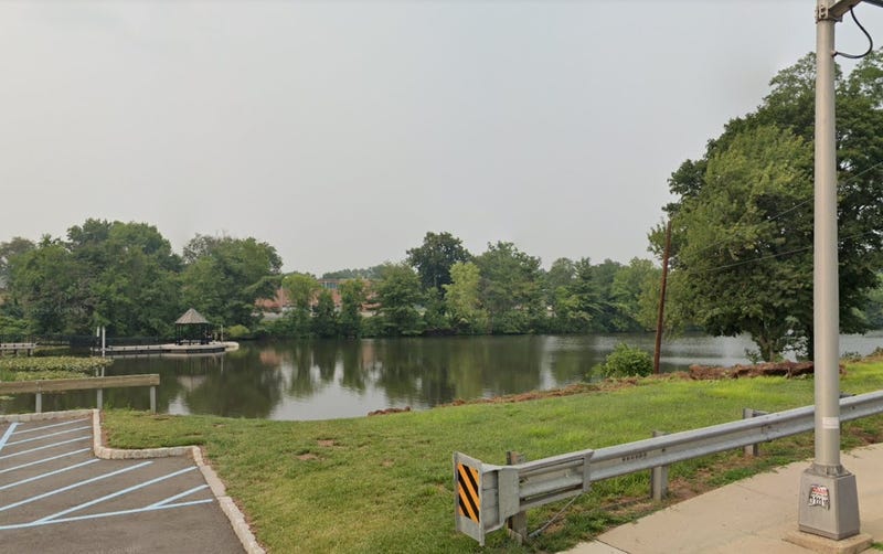 New Market Pond in Piscataway, New Jersey