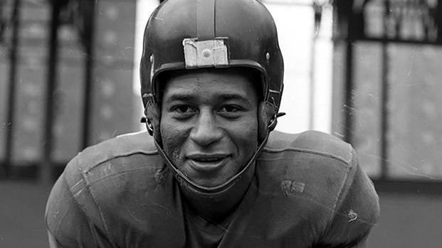 Coast Guard honors Black veteran, NFL great Emlen Tunnell