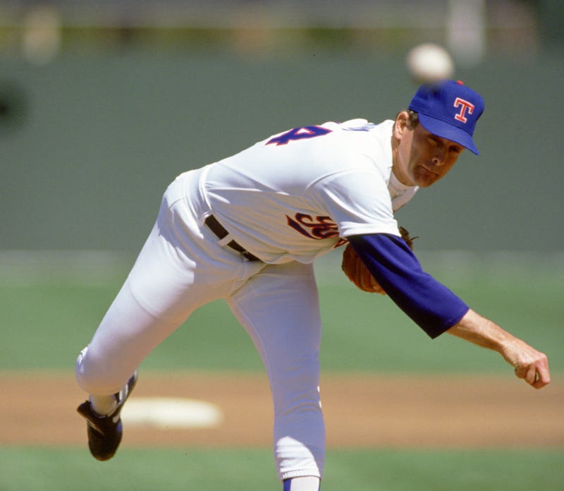 Nolan Ryan pitching from mound in 1991