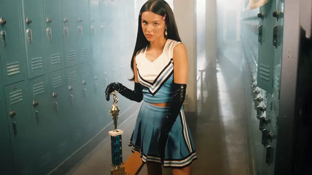 Olivia Rodrigo heads to White House Wednesday to meet Biden, Fauci and record vaccine PSAs