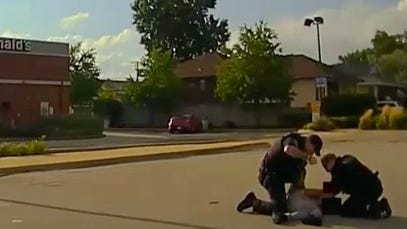 Grand jury indicts 1 of the Oak Lawn cops who pummeled teen after chase