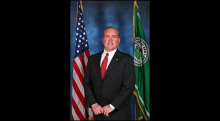 Oak Lawn Village Manager Larry Deetjen