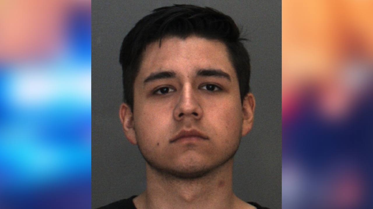 Ohio teen arrested for allegedly impersonating L.A. police