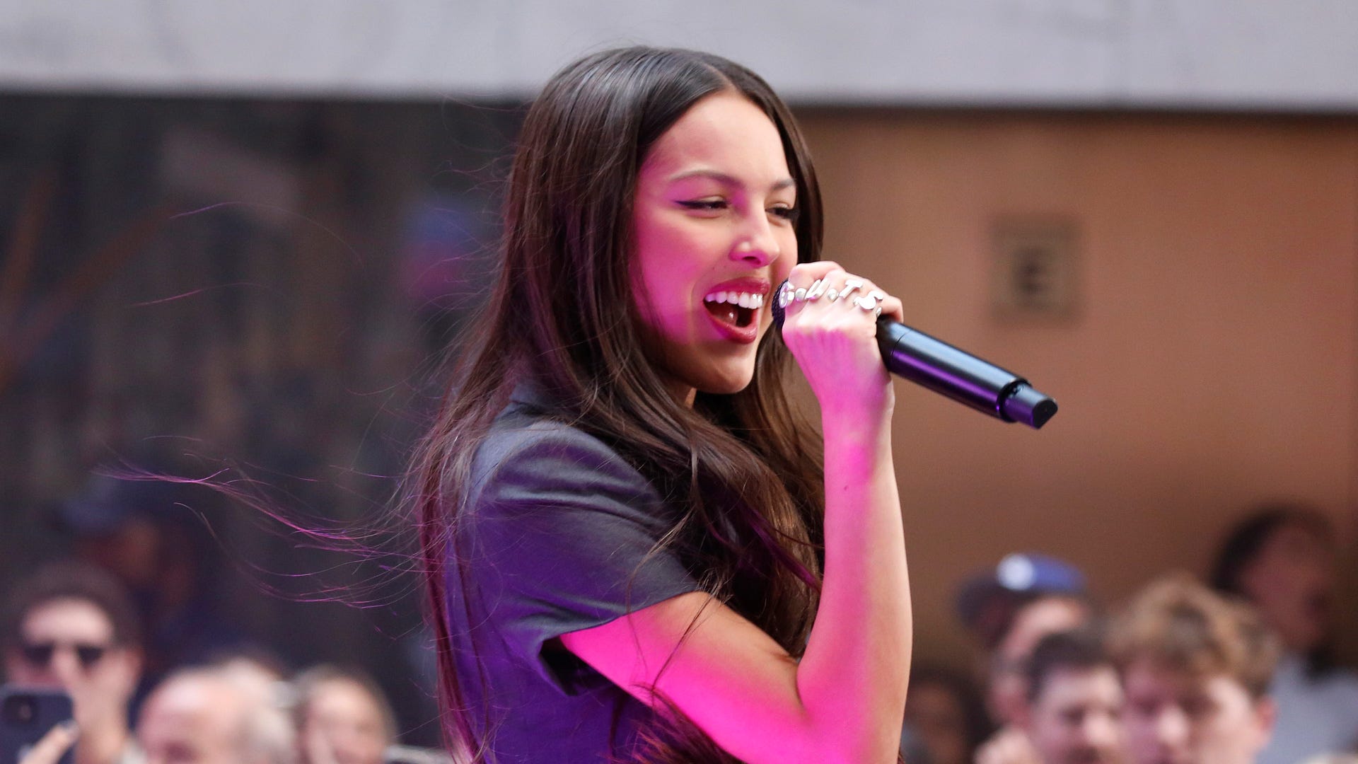 Olivia Rodrigo joins Bru for the 'World's Fastest Interview'