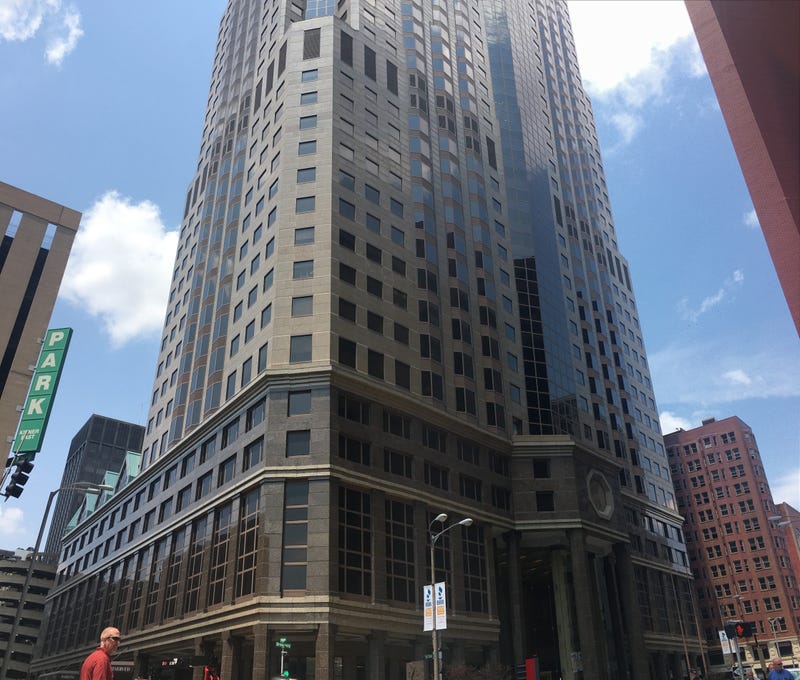 One Metropolitan Square