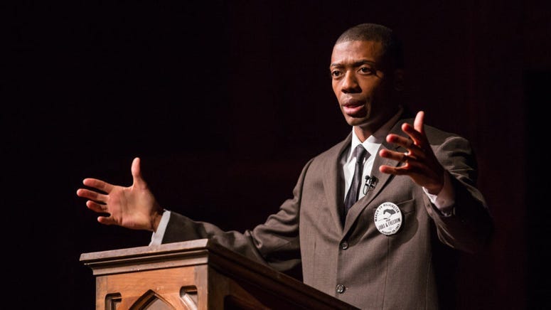 JDew Performs One Voice