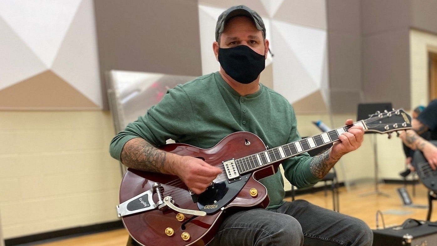Recovering soldiers take music class, perform with 82nd Airborne Division Band and Chorus