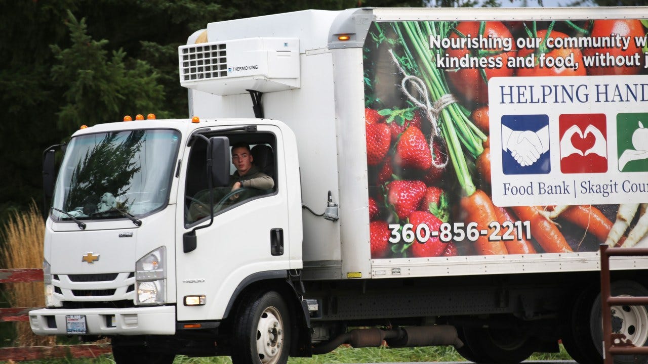 After mission ends, Guardsmen find work at food bank