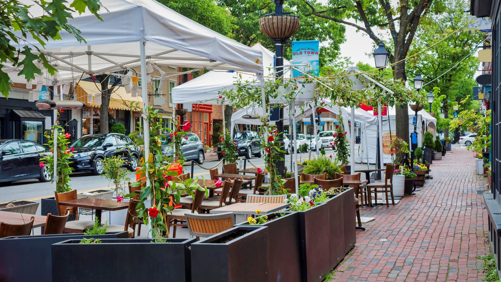 Aldermen to vote on adjustments to Chicago's outdoor dining program