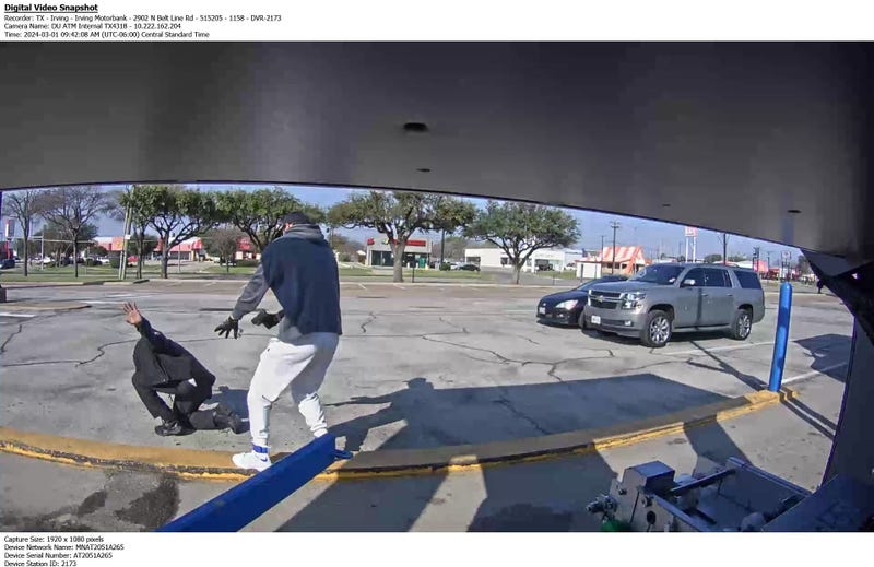 suspect robs at gunpoint