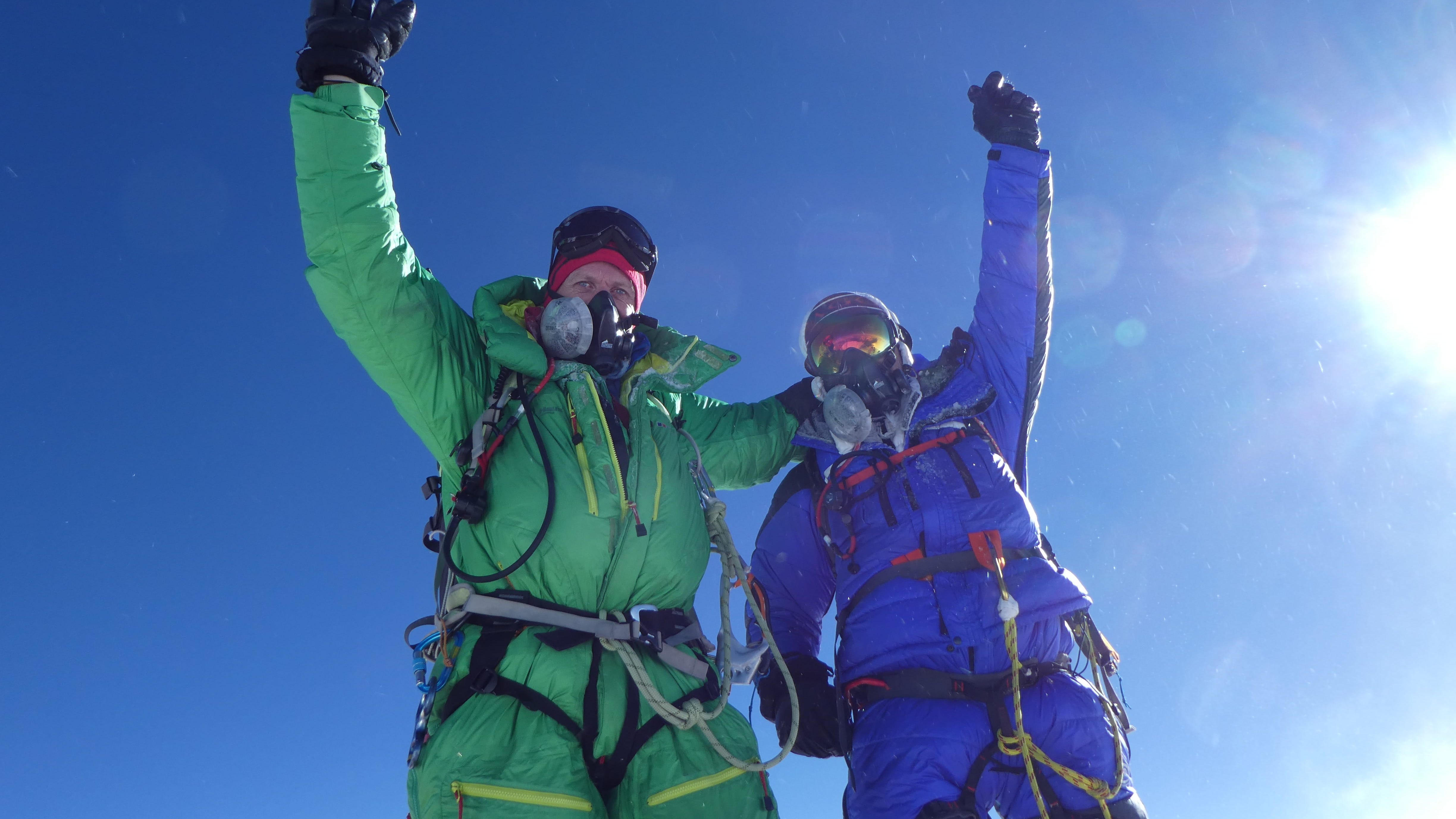 'I Had To Step Over Bodies On The Line': Chicago Man Talks About His Summit To Mt. Everest
