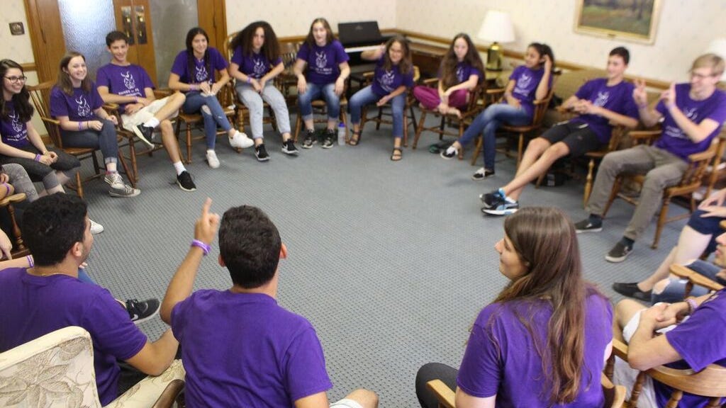 Chicago-based Hands of Peace celebrates 20 years of community work