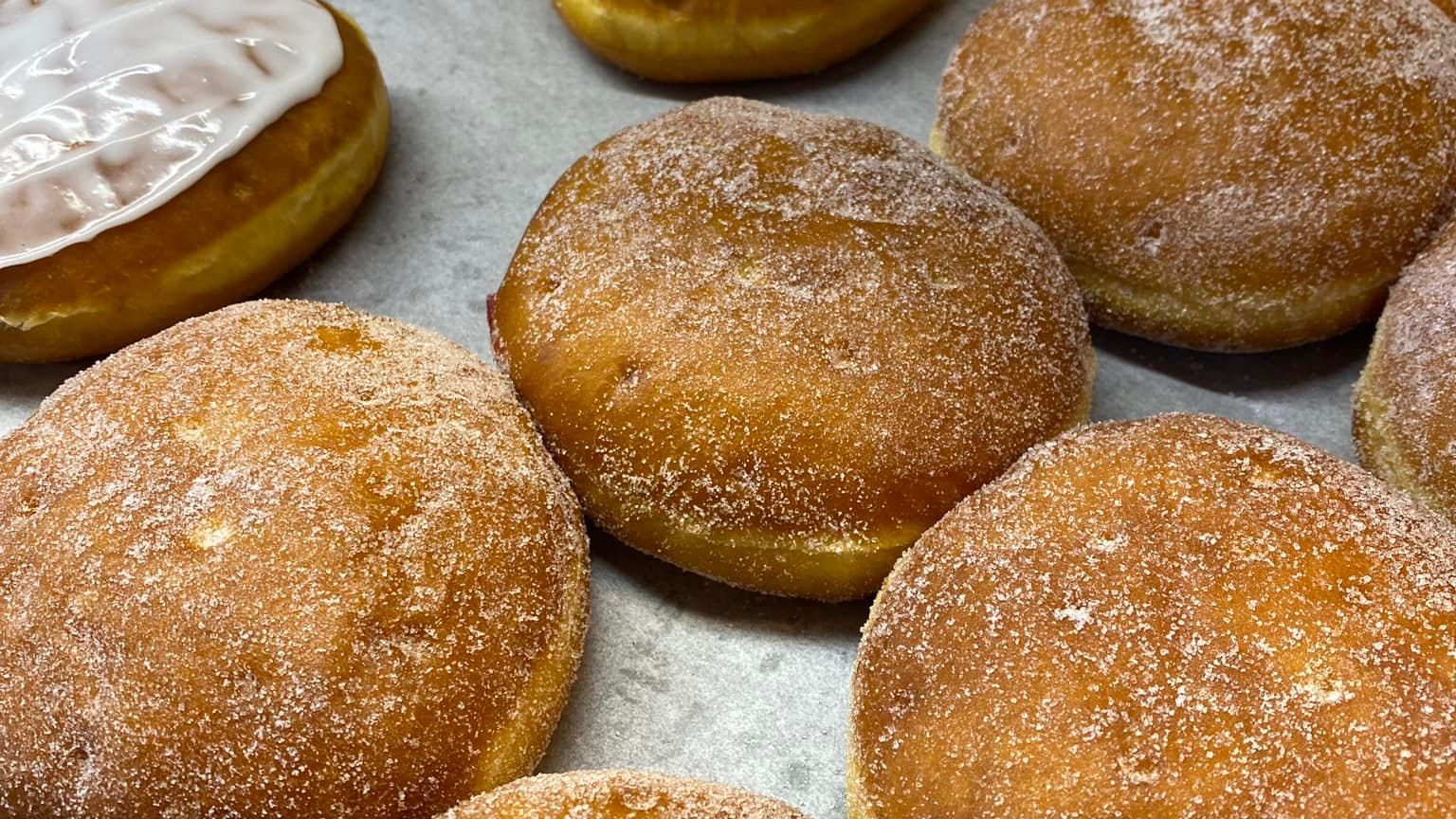 West suburban bakery preps for tastiest Tuesday of the year: Paczki Day