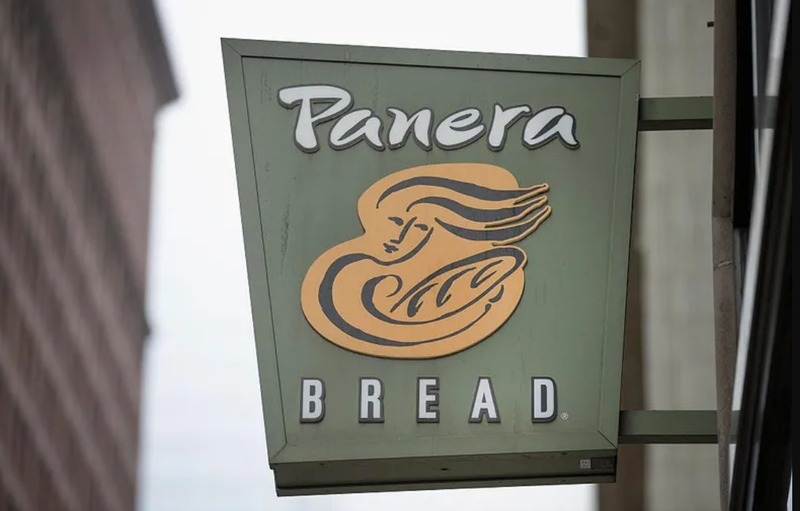 A Panera bread sign