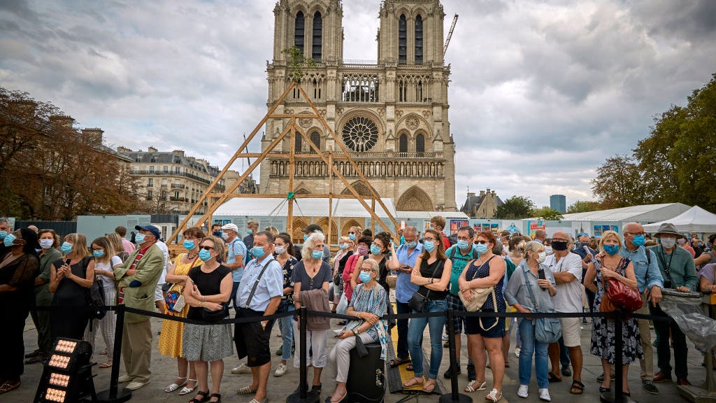 EU to ease travel restrictions for vaccinated tourists