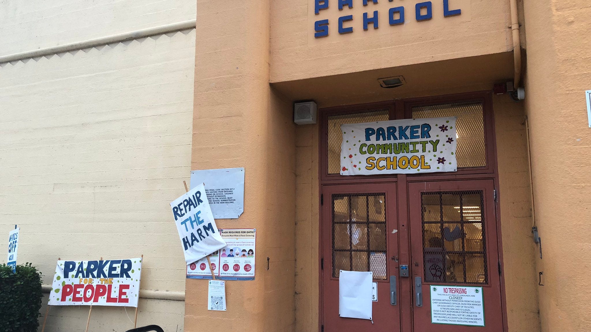 Activists hold their ground at Parker Elementary as school year begins in Oakland