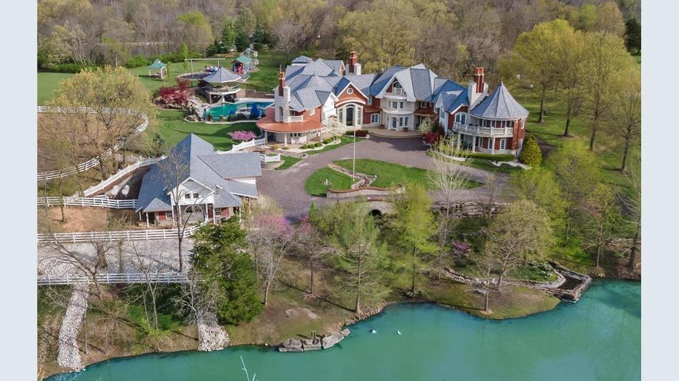 PHOTOS: Possible record-breaking $20 million mansion for sale in St. Louis region