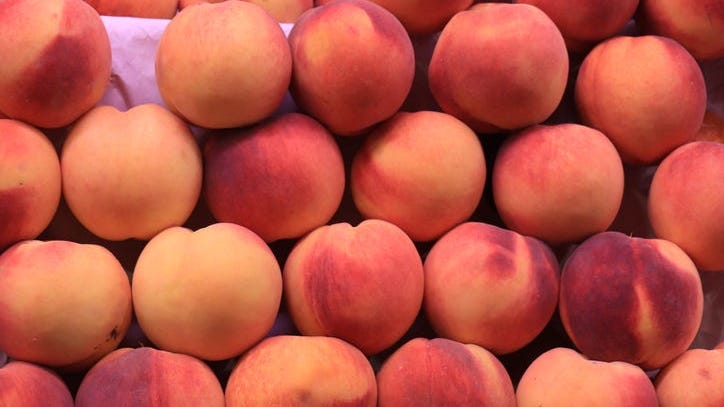 Peaches Sold at ALDi Recalled Due to Salmonella Risk