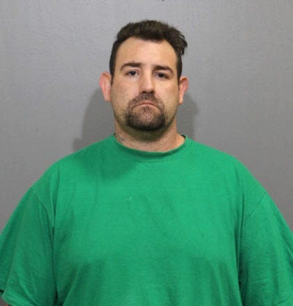 Former heavyweight boxer charged with beating 2 men at bars on Far South Side