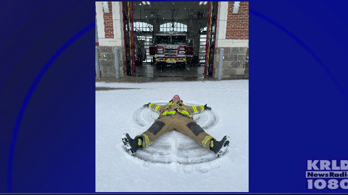 North Texas first responders make most of wintry weather