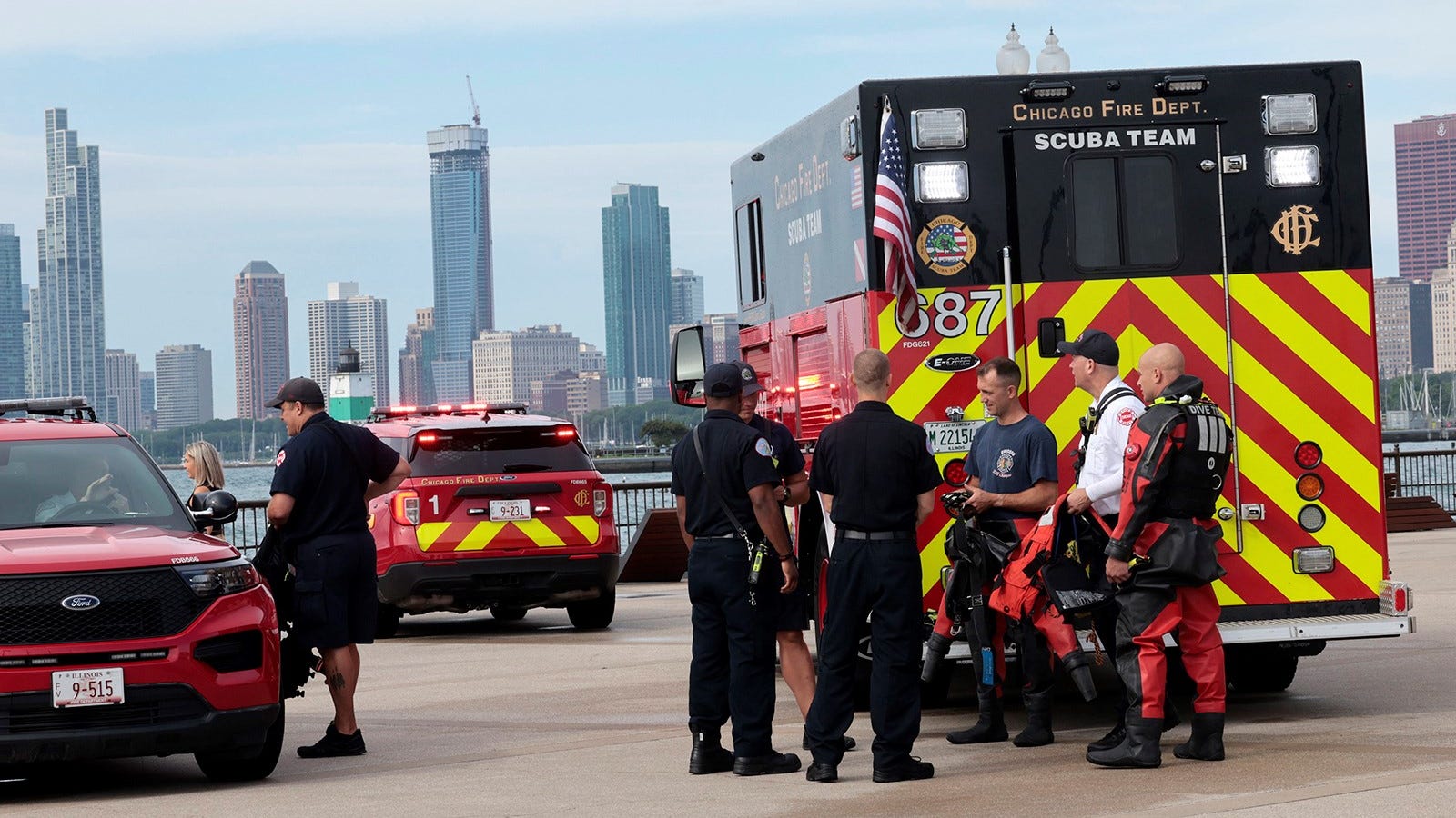 Marine unit fields regular distress calls from boaters in Chicago's 'Playpen' area