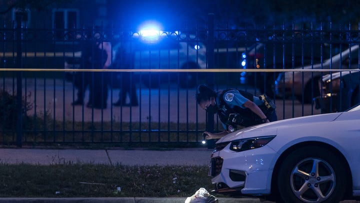 12 shot, 3 fatally, in Chicago so far this weekend
