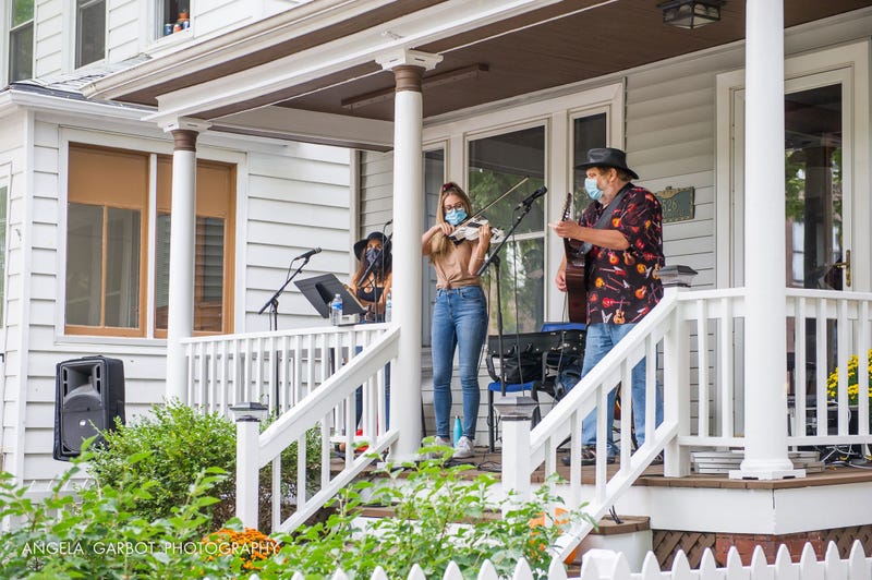 Porchfest Lakeview